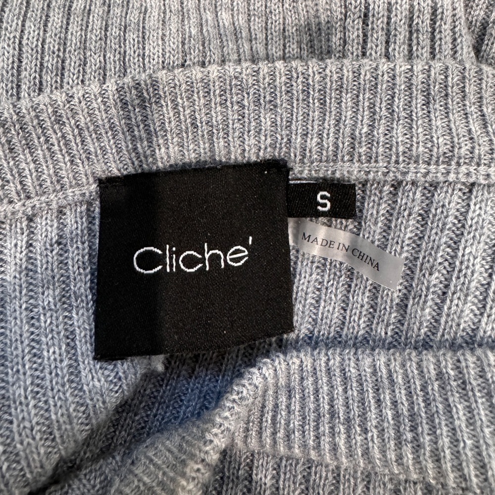 Cliche Gray Ribbed Ruffle Shoulder Wool Blend Sweater (S) - Picture 6 of 7